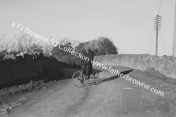 CROSSING BY BRIDGE NEAR PORTARLINGTON